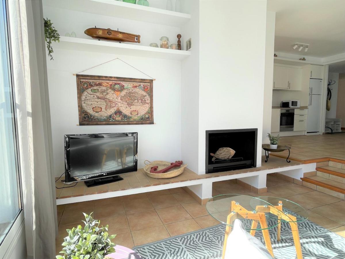Traire - Apartamento Luminoso Cerca Del Centro Cadaques Luaran gambar